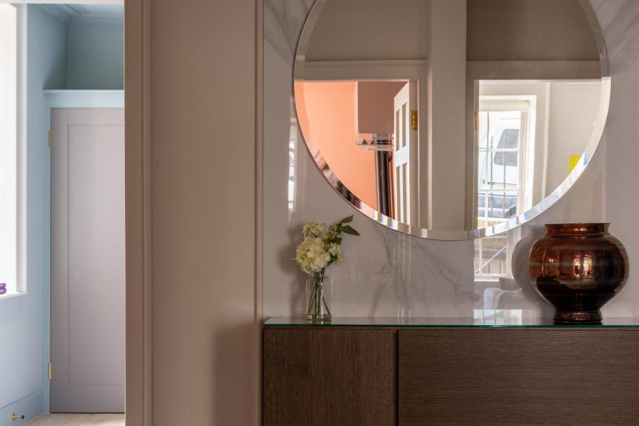 Russell House Апартаменты