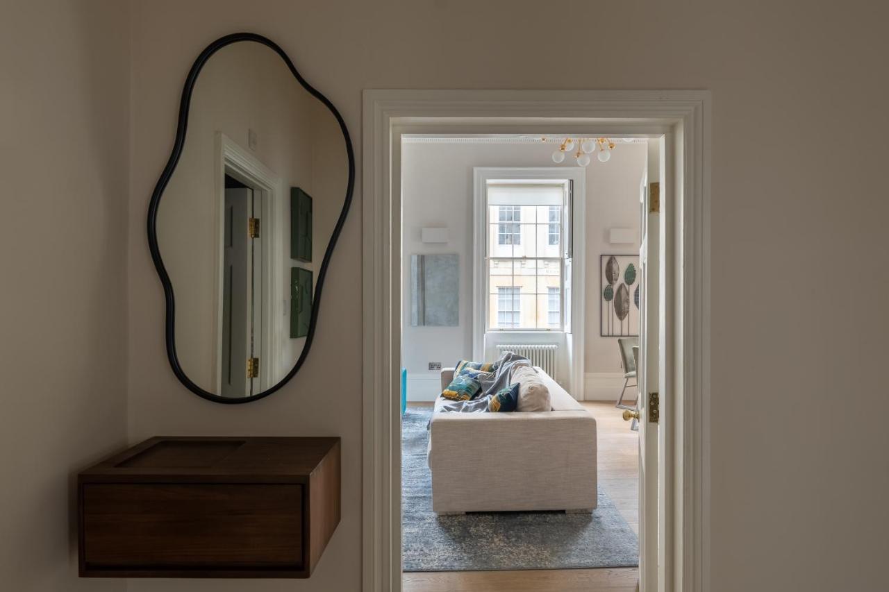 Russell House Апартаменты