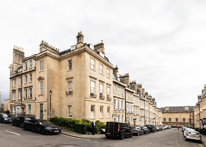 Russell House Suites